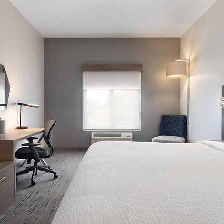 Holiday Inn Express Hotel & Suites Saginaw By Ihg Екстер'єр фото