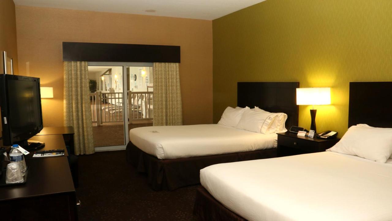 Holiday Inn Express Hotel & Suites Saginaw By Ihg Екстер'єр фото