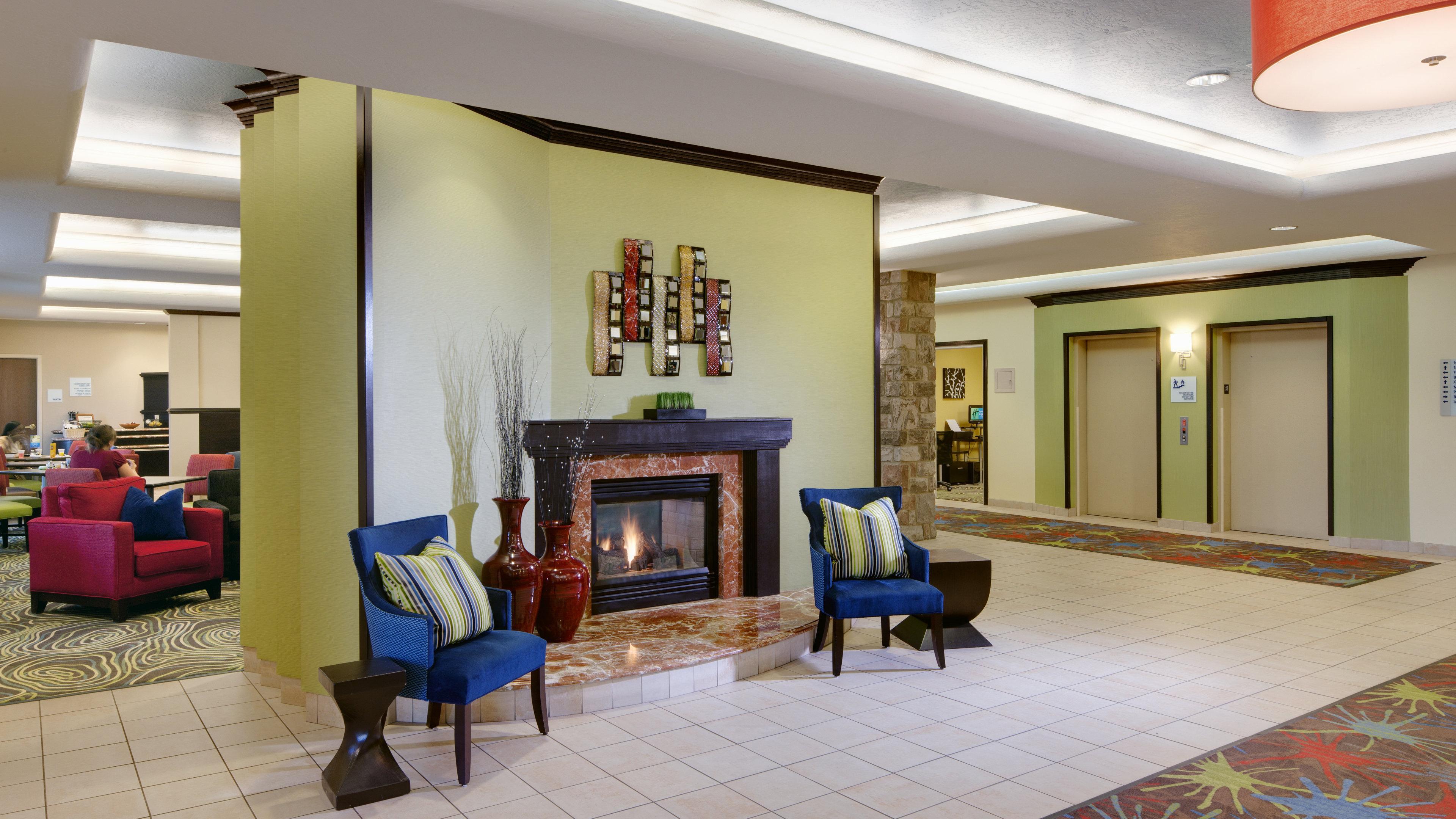 Holiday Inn Express Hotel & Suites Saginaw By Ihg Екстер'єр фото