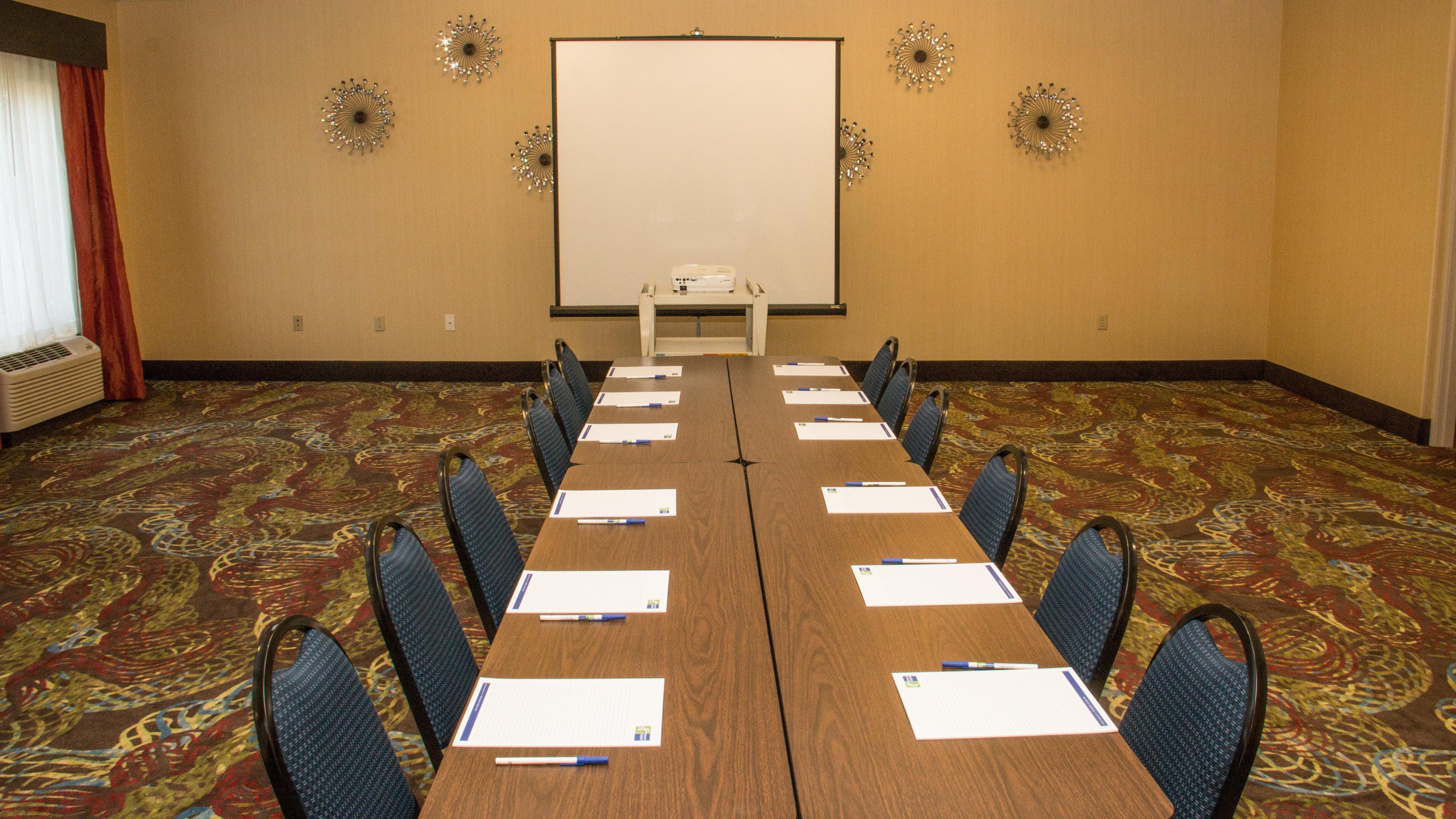 Holiday Inn Express Hotel & Suites Saginaw By Ihg Екстер'єр фото