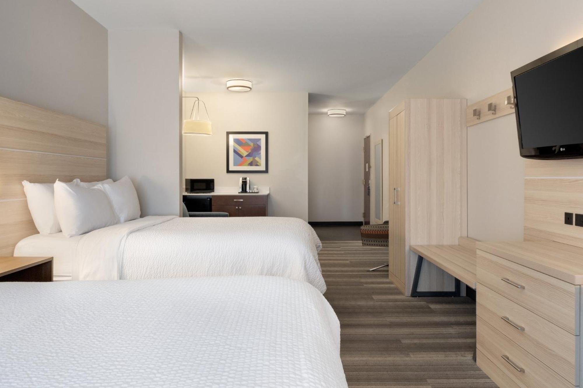 Holiday Inn Express Hotel & Suites Saginaw By Ihg Екстер'єр фото