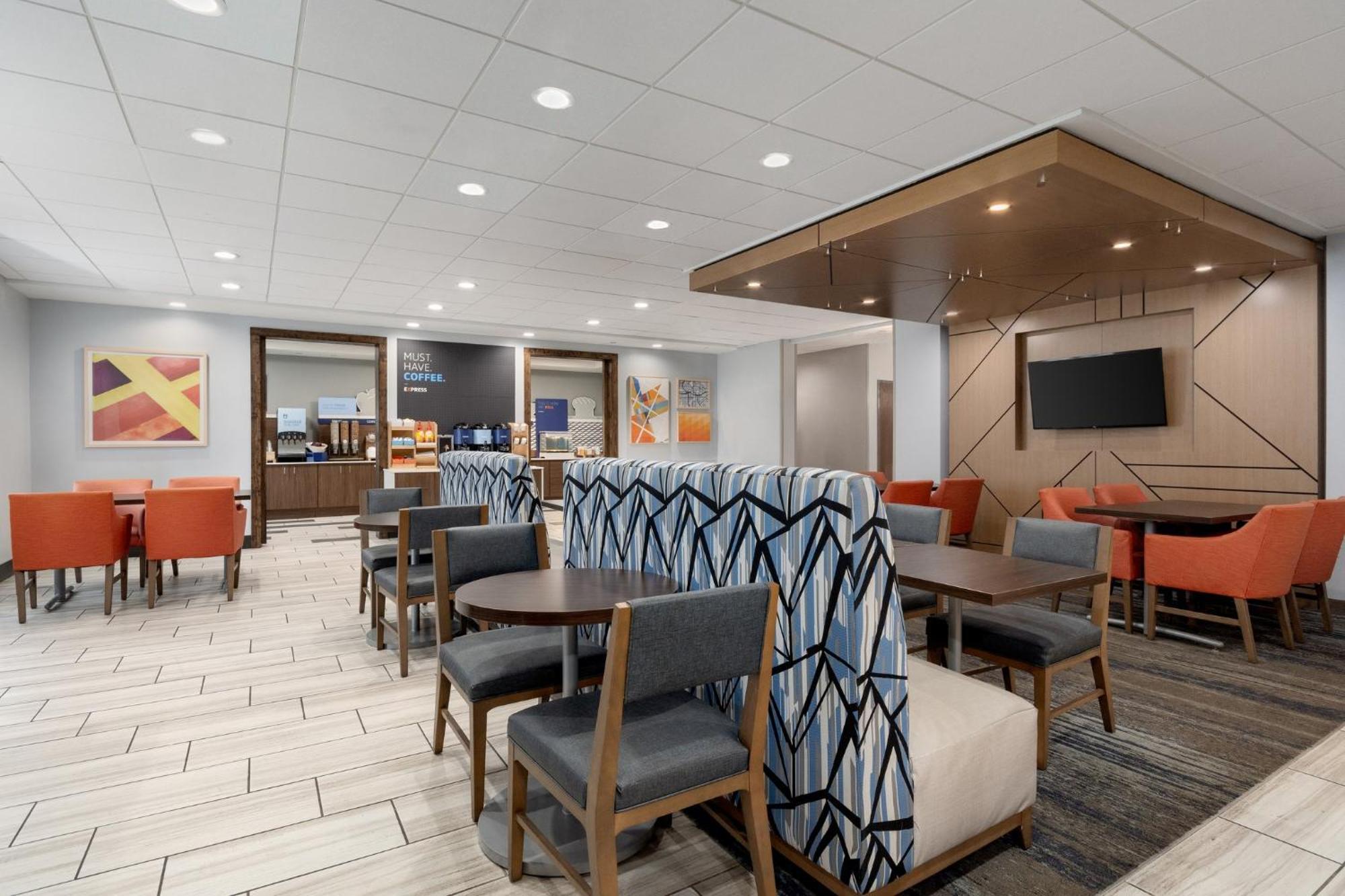 Holiday Inn Express Hotel & Suites Saginaw By Ihg Екстер'єр фото