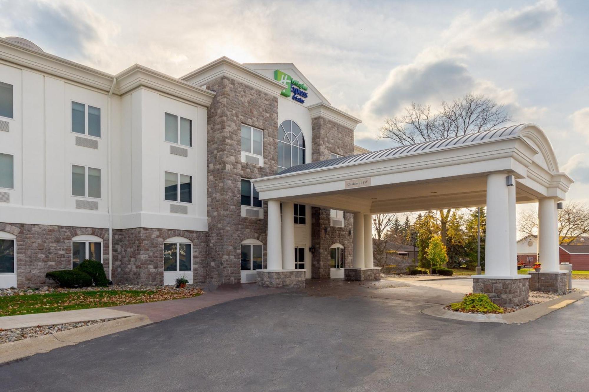 Holiday Inn Express Hotel & Suites Saginaw By Ihg Екстер'єр фото
