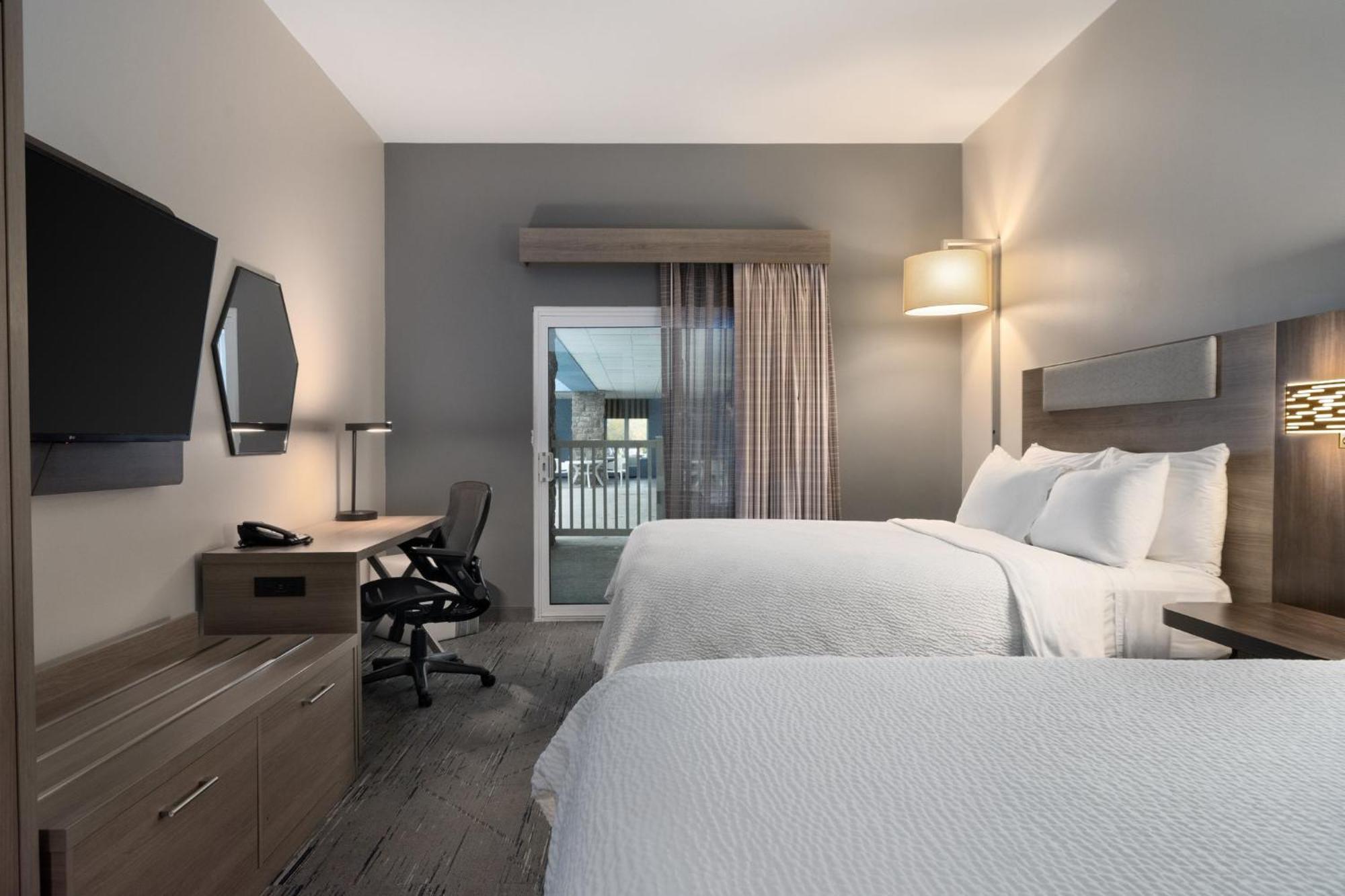 Holiday Inn Express Hotel & Suites Saginaw By Ihg Екстер'єр фото