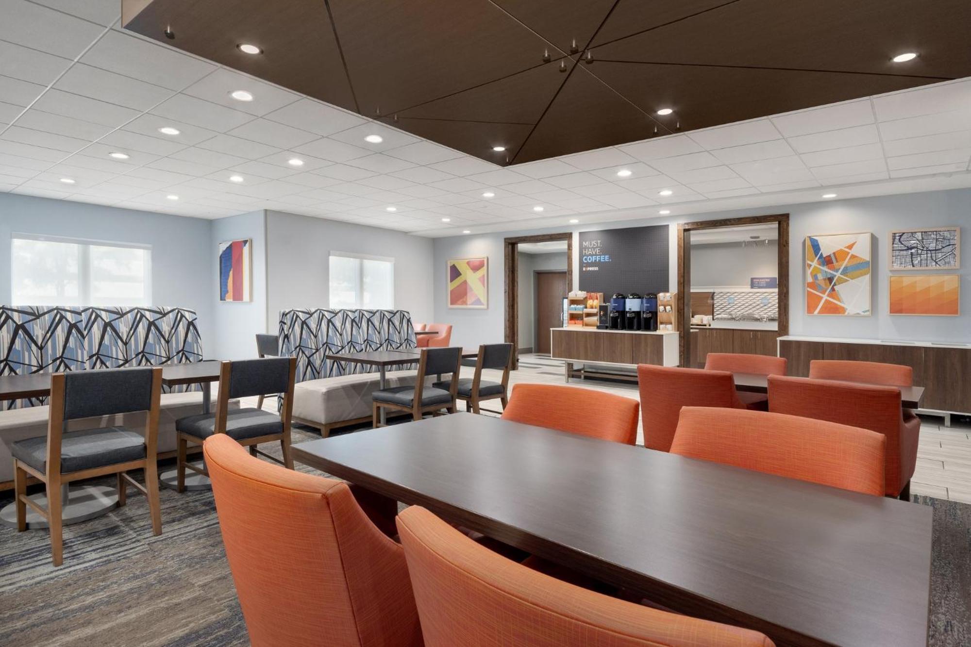 Holiday Inn Express Hotel & Suites Saginaw By Ihg Екстер'єр фото